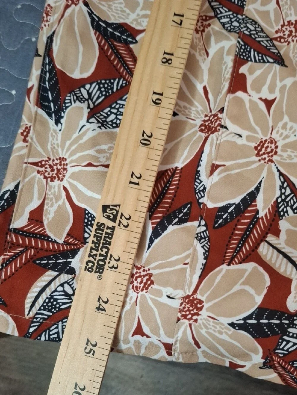 Floral Print Midi Skirt in Rust and Beige Size X Small